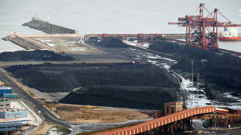 La producción de carbón en China cae un 6.8% ante el aumento de temores por el suministro invernal