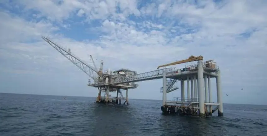Chevron espera que los precios del GNL se mantengan altos a corto plazo