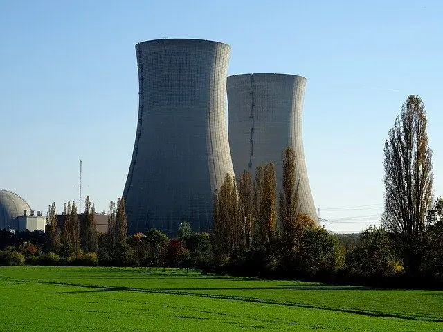 El atajo de energía nuclear que podría añadir gigavatios a la red eléctrica de EE. UU.