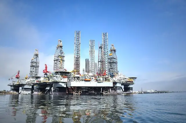 Arranca racionamiento temporal de gas para industrias en Colombia por falla en terminal de regasificación